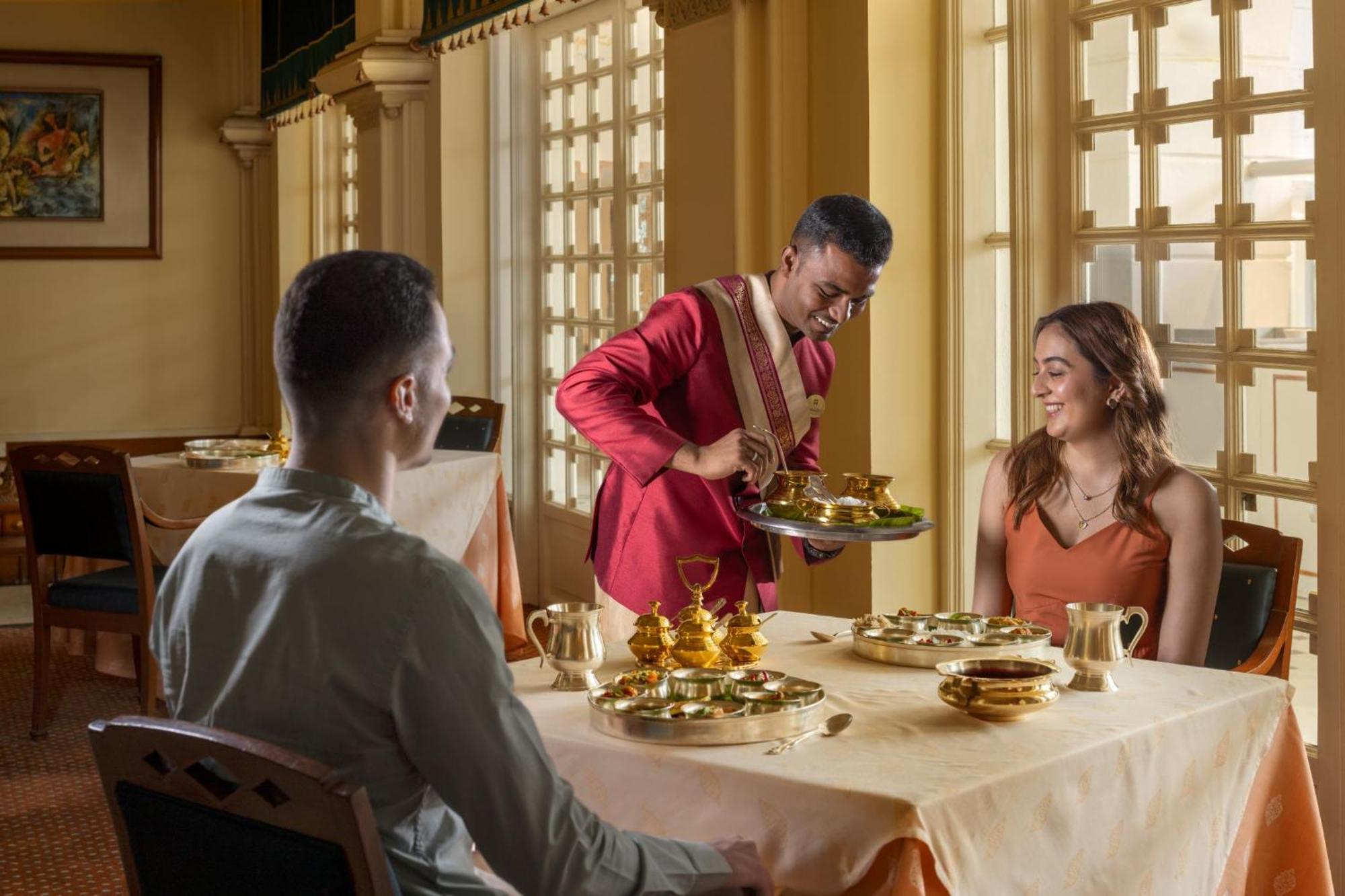 Itc Windsor, A Luxury Collection Hotel, Bengaluru Kültér fotó